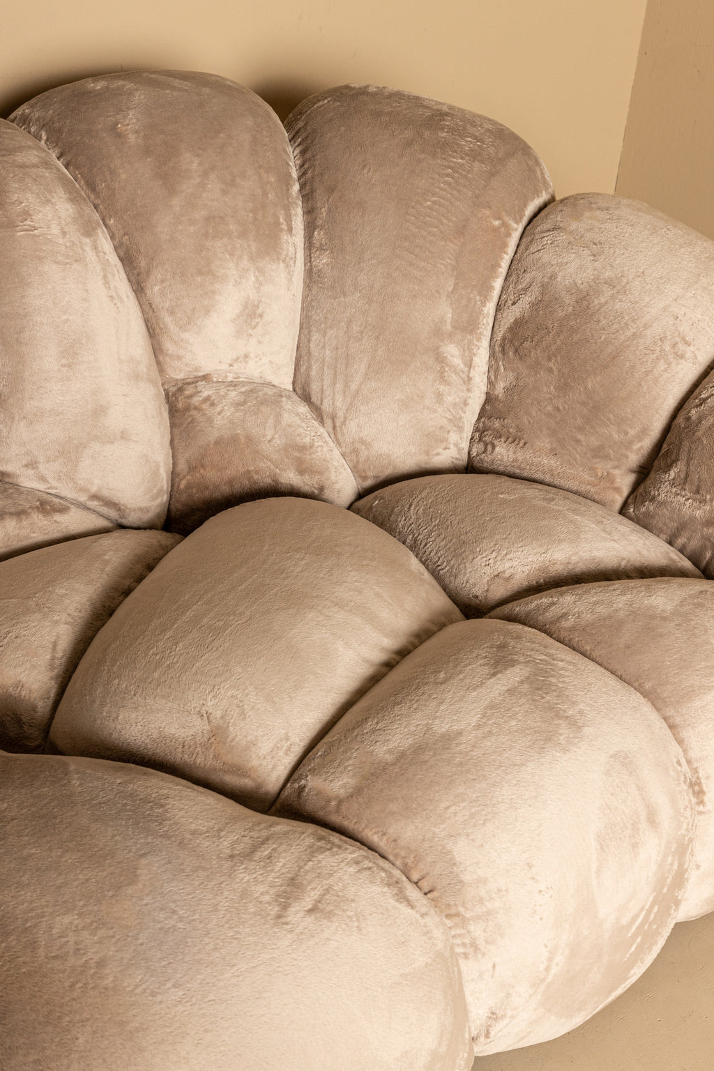 Sofa Nubibus – taupe, dunkel
